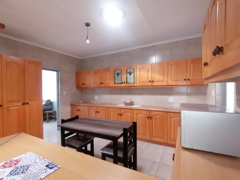 5 Bedroom Property for Sale in Fraaiuitsig Western Cape